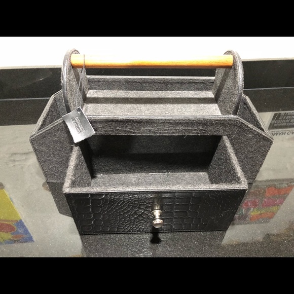 Tool box - Picture 4 of 4